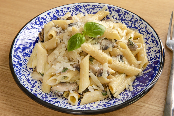 Kremalı Penne